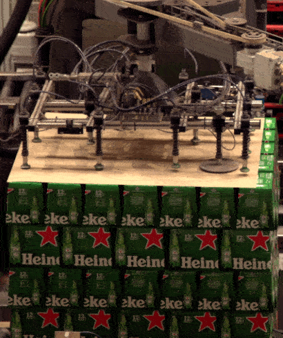 esperance_brasserie Machines empaquetant les bières